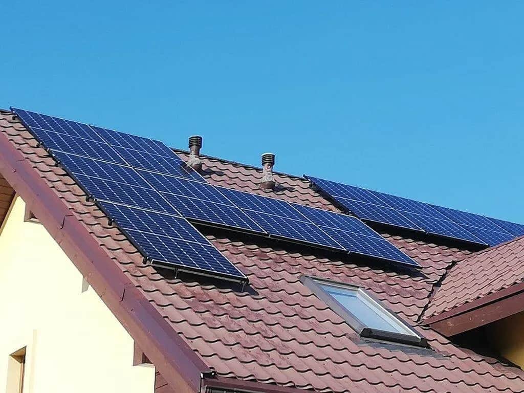 O co pytać przy zakupie fotowoltaiki, aby uniknąć kosztownych błędów